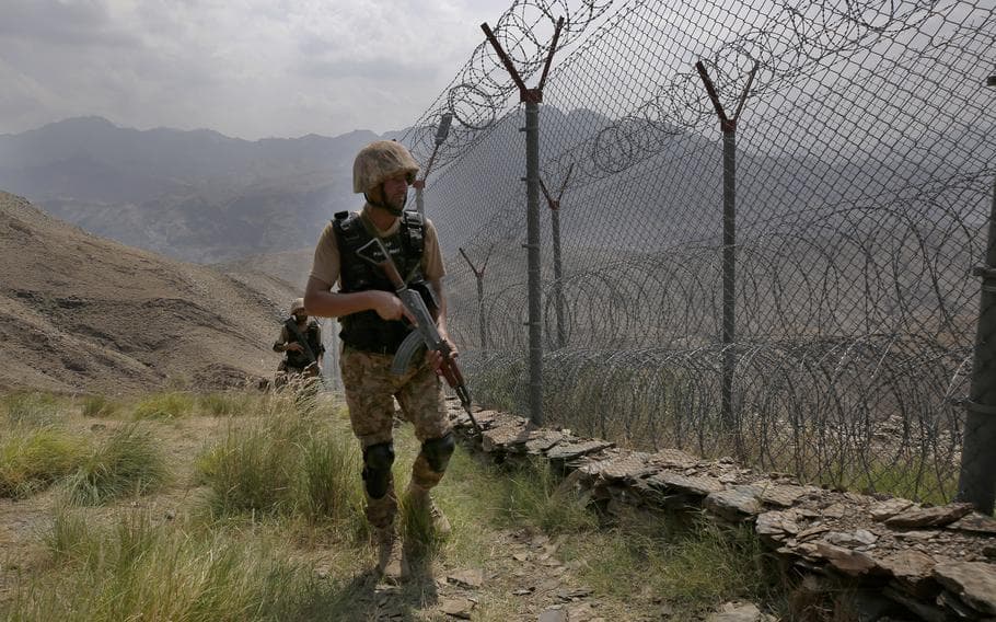 Pokiston Afg‘onistondan chegaradagi qurolli hodisalarni to‘xtatishga chaqirdi