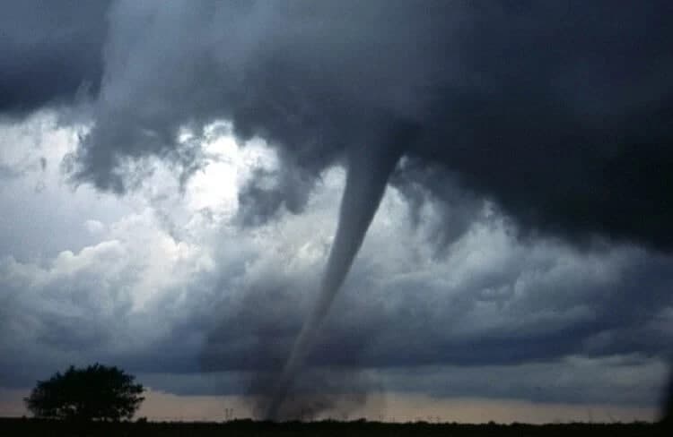 AQShdagi halokatli tornado: oqibatlari qanchalik dahshatli?