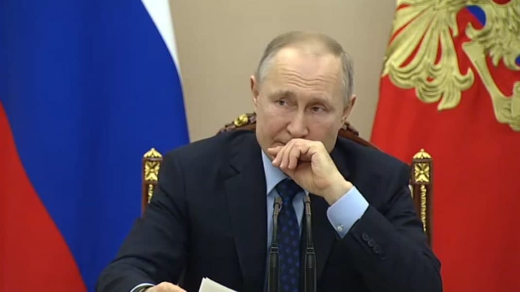 Rossiyada Putinni iste’foga chaqirgan munitsipal deputatlar politsiyaga chaqirildi