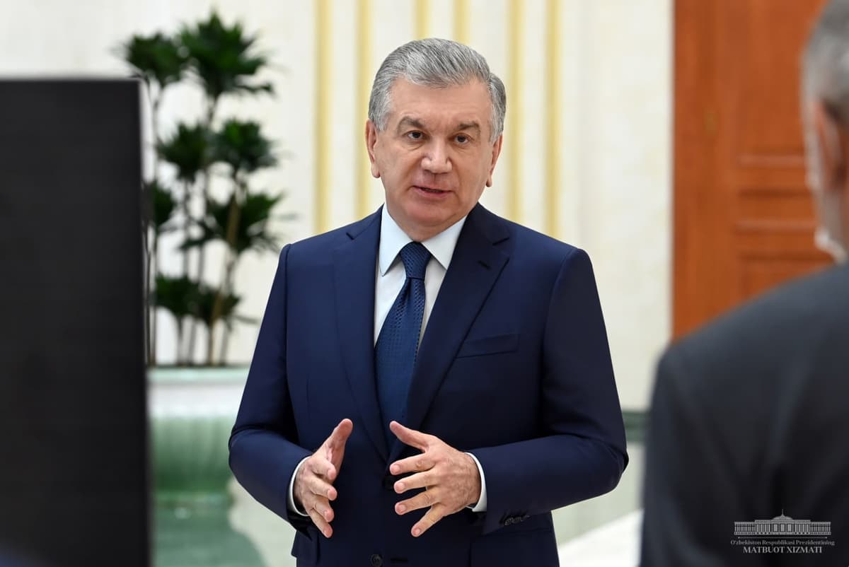 Мирзиёев ознакомился с презентацией инвестпроектов, реализуемых в Ташкенте