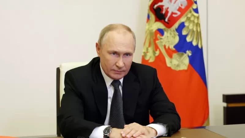 Putin Ukrainaning egallab olingan hududlarida harbiy holat e’lon qildi