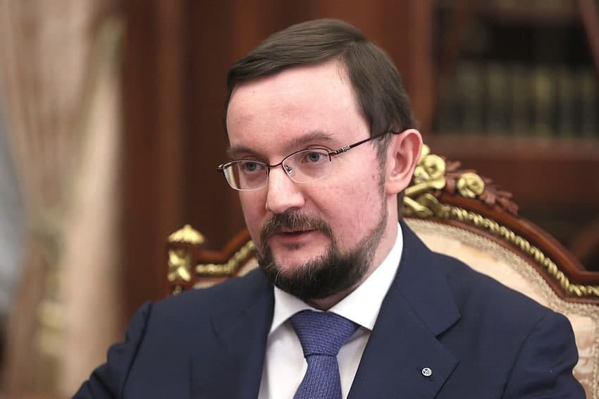 Mariupolni qayta qurayotgan rossiyalik oligarx AQShda yashashi ma’lum bo‘ldi