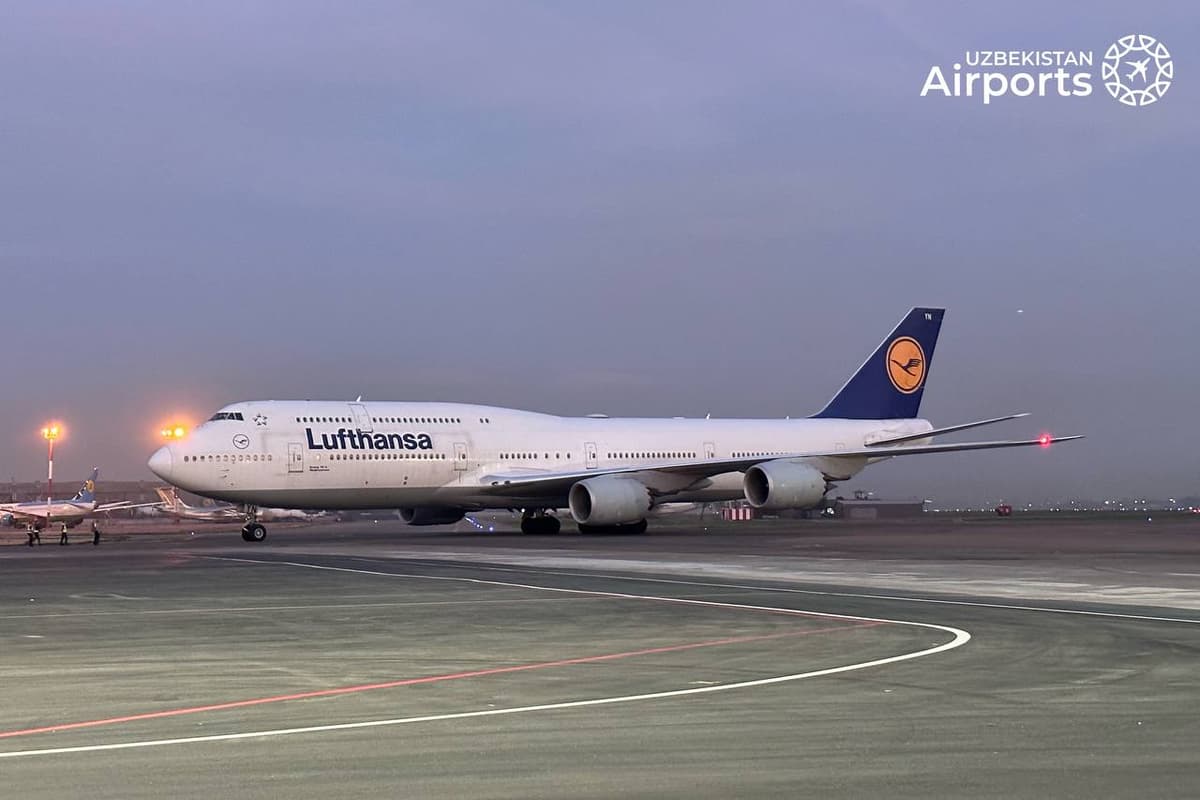 Lufthansa самолёти безори йўловчи туфайли Тошкентга қўнди