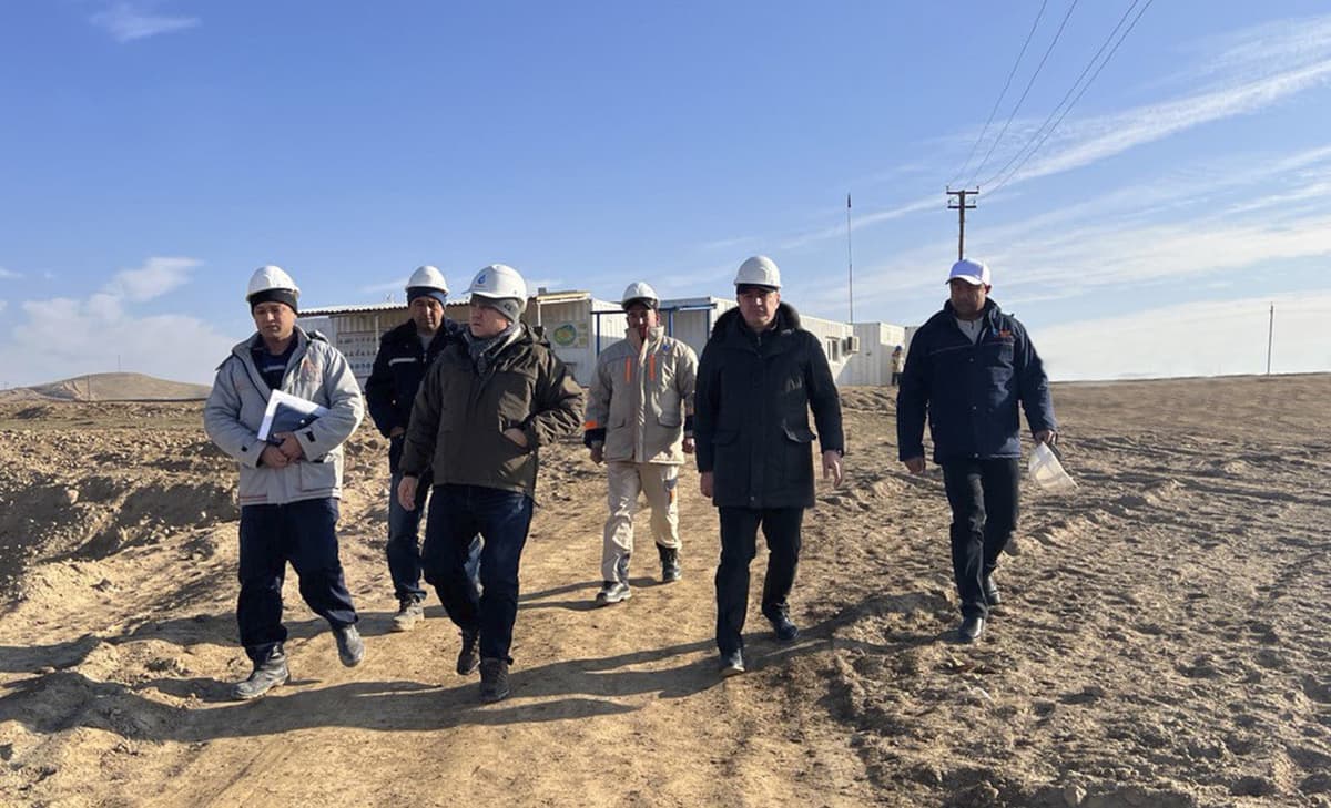 “Özbekneftgaz”: Şörtan regionida tabiiy gaz qazib çiqariş hajmini oşiriş borasidagi işlar holati örganildi