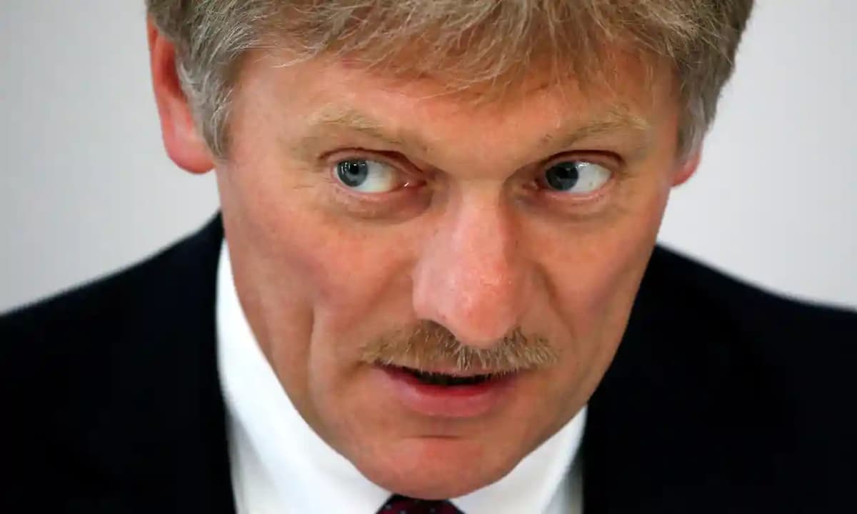 The Guardian: Peskov rossiyalik mulozimlarga Ukrainadagi urush uzoq davom etishini aytgan