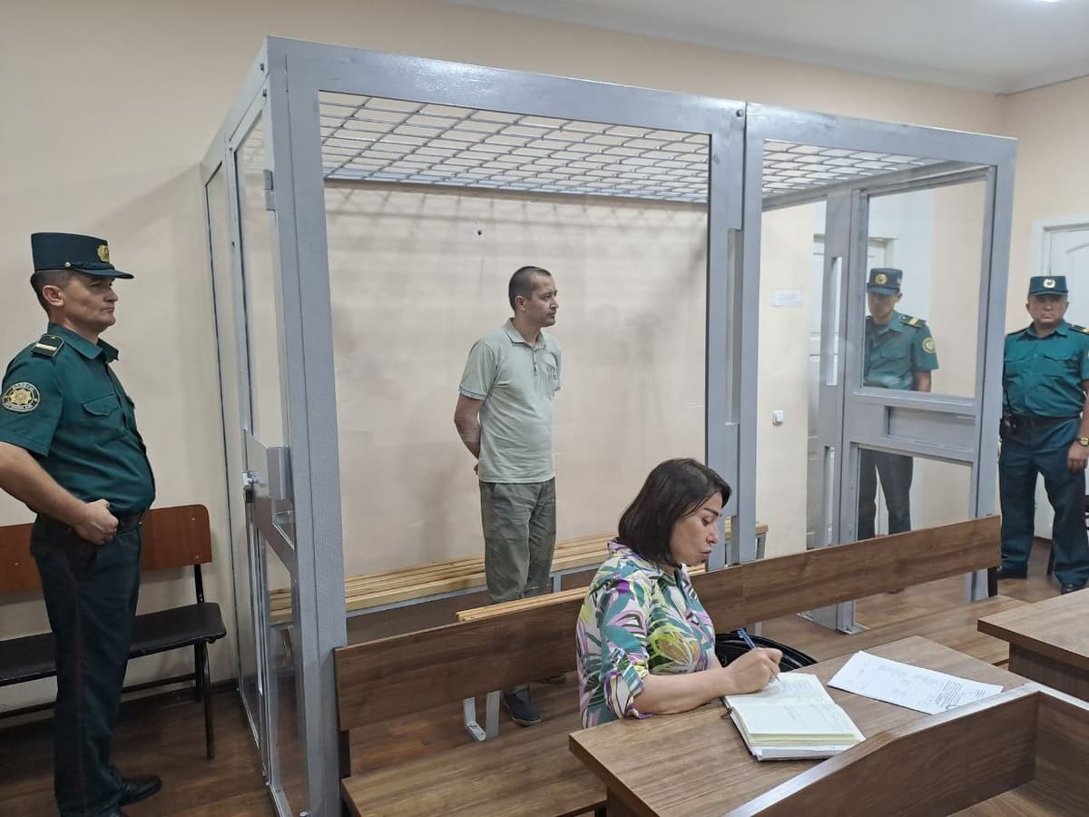 В Ташкенте начался суд над блогером Абдукадыром Муминовым