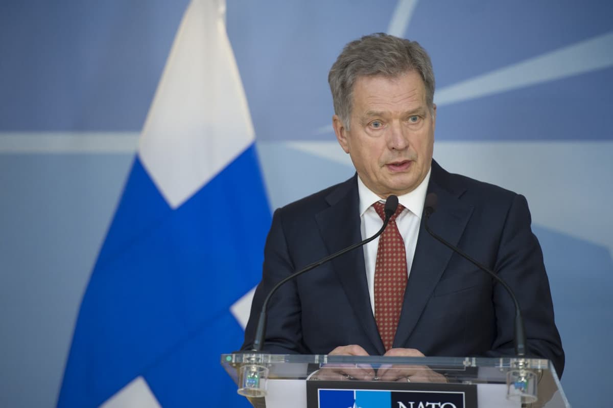 Finlandiya prezidenti mamlakatning NATOga kirişi haqidagi qonunni imzoladi