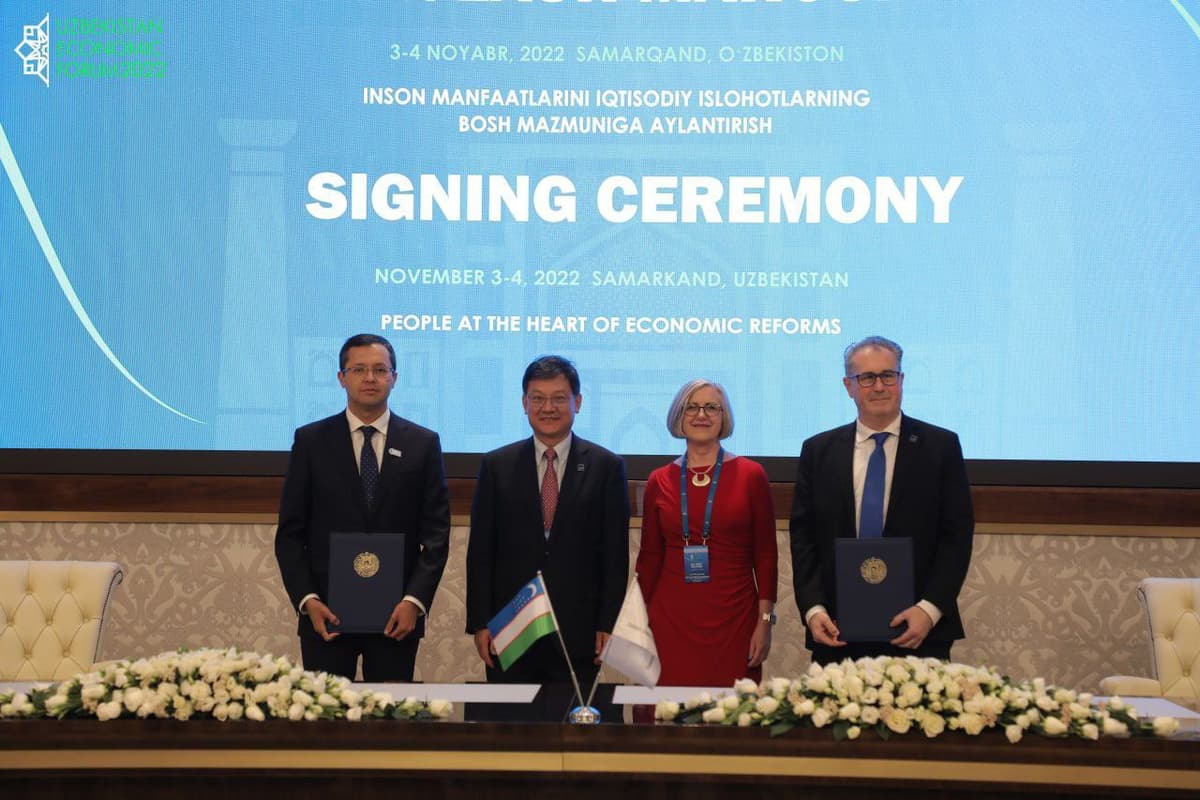 Uzbekistan receives $600 million loan for a budget support project