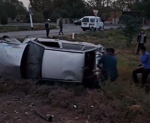 Surxondaryoda temiryo‘l kesishmasidan o‘tayotgan avtomobilni poyezd urib ketdi