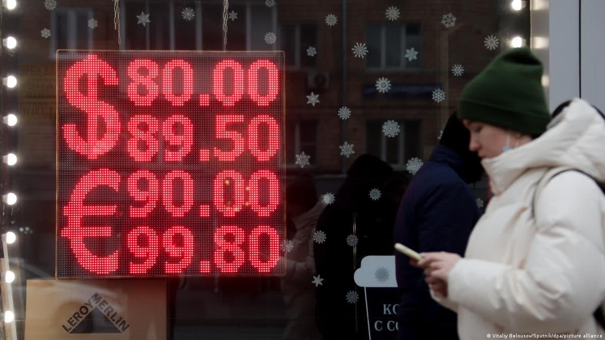 Moskva birjasida yevro 90 rubldan oshib ketdi