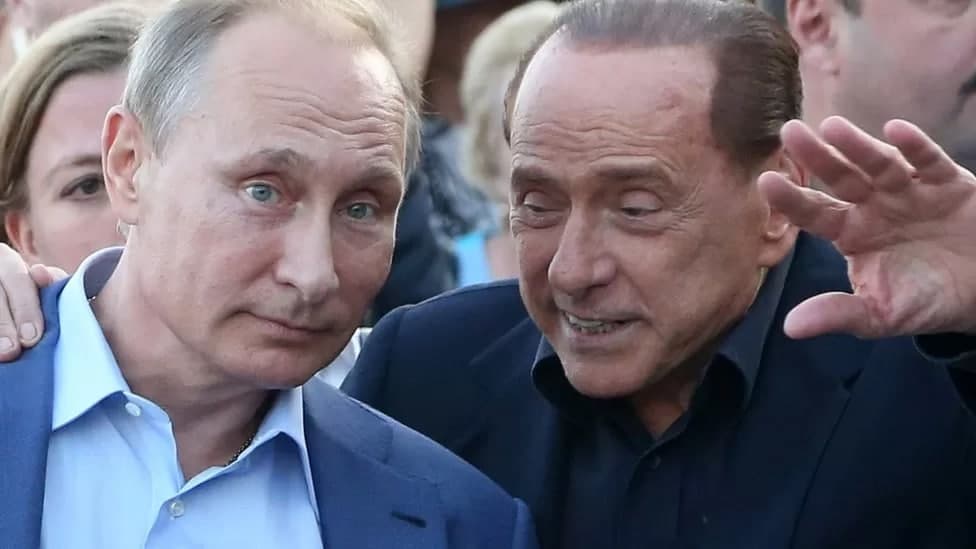 Putindan bir quti aroq va Berluskonidan samimiy maktub. Italiyada Rossiya va Ukraina bilan bog‘liq mojaro avj oldi