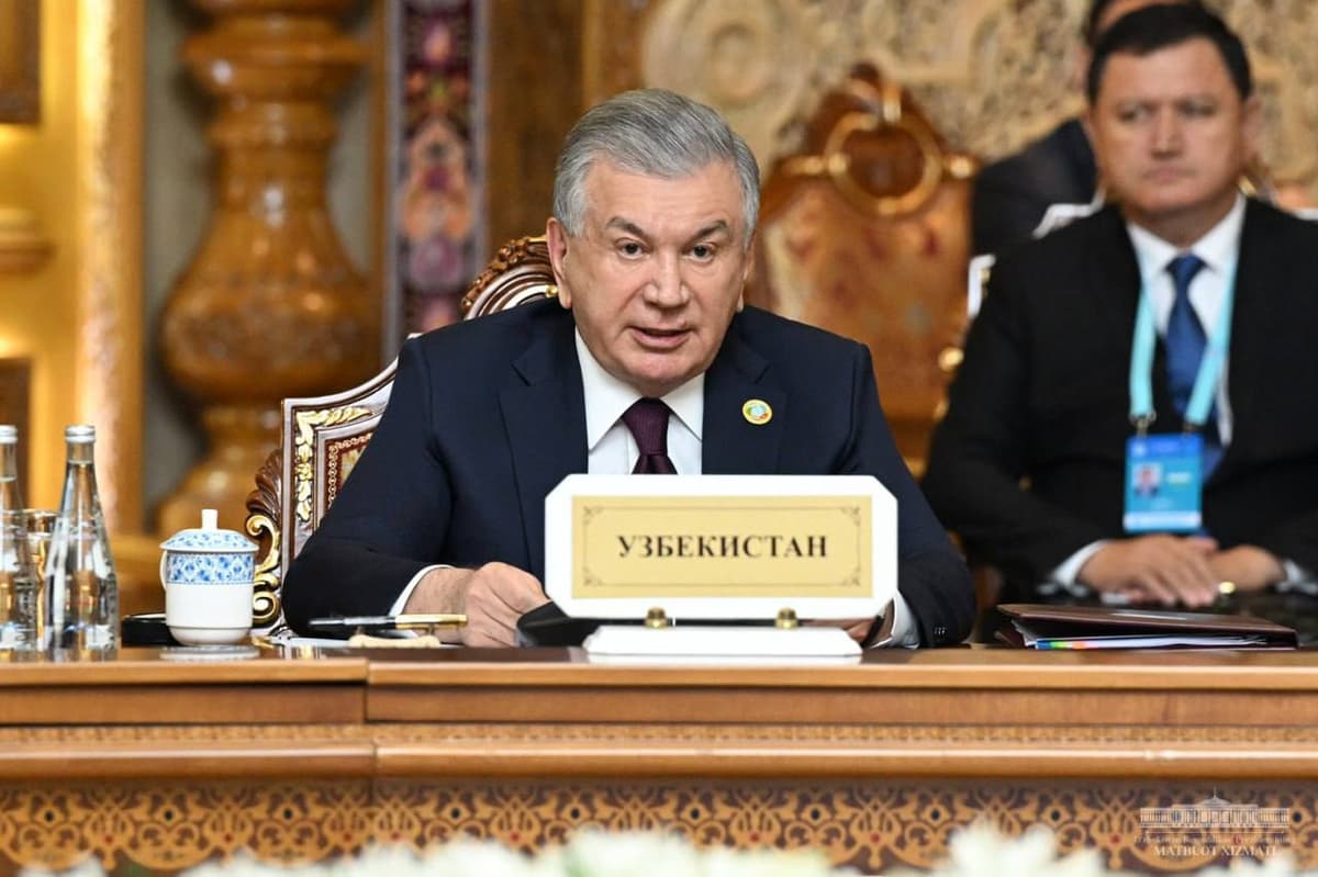 Shavkat Mirziyoyev makes proposals in fields of trade, investments, transport and energy at a meeting of CA leaders
