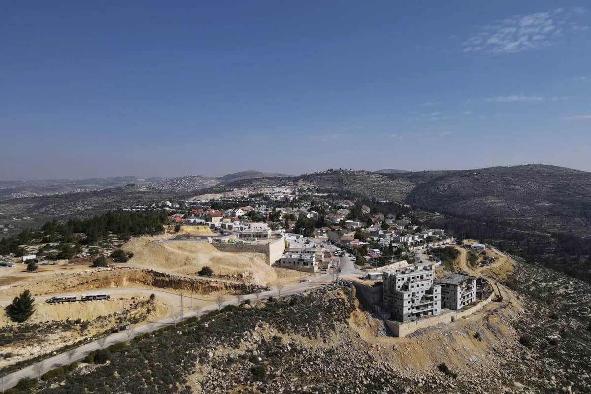 Isroil Falastinga 6 oy davomida forpostlar qurmaslikka va’da berdi
