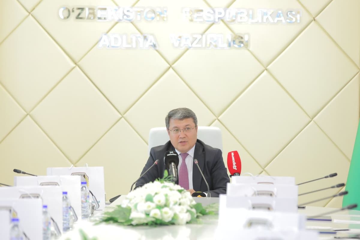 “Juda ko‘p davlatlarda bu narsa yo‘q” – adliya vaziri saylovda elektron ovoz berish imkoniyati joriy etilishi haqida