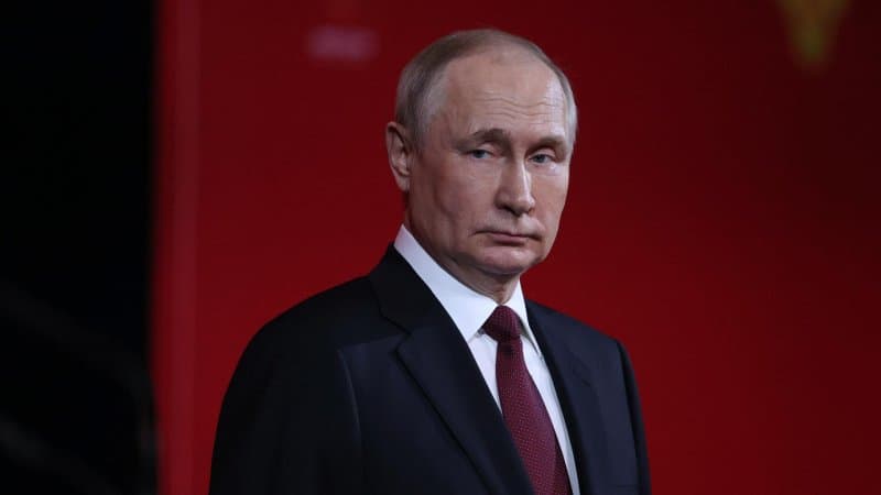 Депутат из Петербурга попросил Генпрокуратуру завести уголовное дело на Путина из-за слова «война»