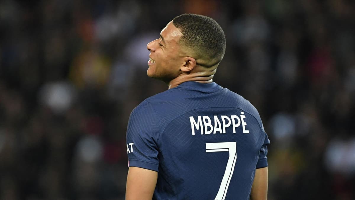 Жиззахда туғилган болага Mbappe деб исм қўйилгани рад этилди