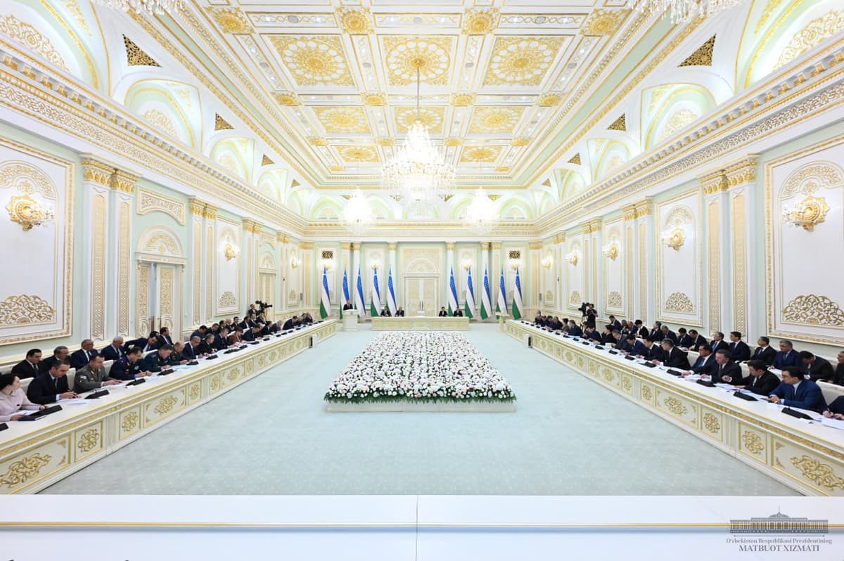 Prezident 2 ta shahar va 10 ta tuman hokimini ishdan olish bo‘yicha topshiriq berdi