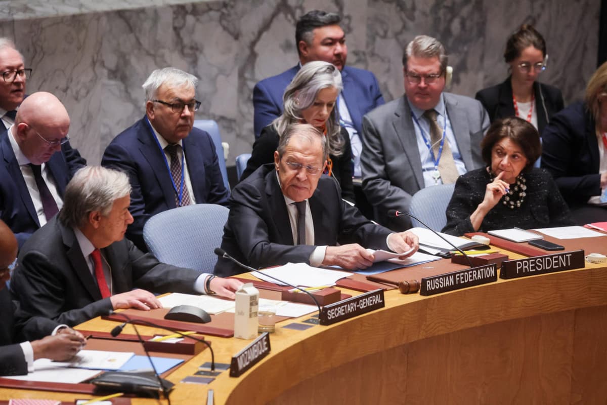 BMT Xavfsizlik kengaşining Lavrov iştirokidagi yiğilişida Rossiya tanqid qilindi