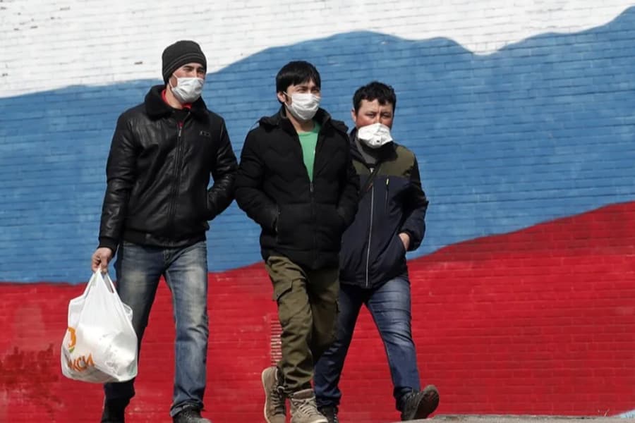 «Fuqarolik uchun o‘l, migrant»: xorijliklar Rossiya armiyasiga qanday jalb etilmoqda?