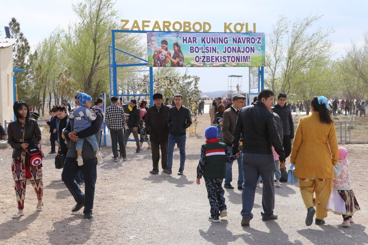 “Navoiyuran” davlat korxonasida Navro‘z sayillari o‘tkazildi