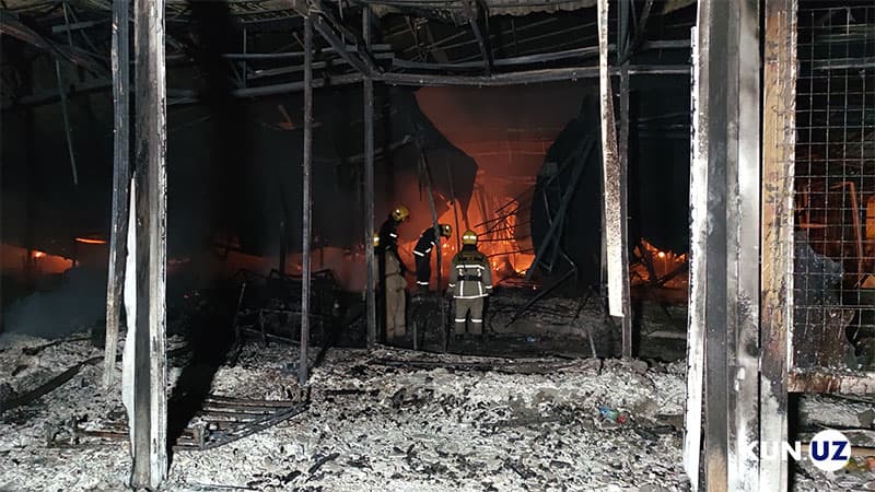 По факту пожара в Коканде возбуждено уголовное дело, сгоревшие магазины восстановят за 15 дней