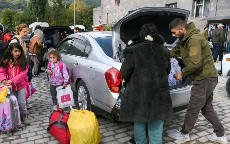 Qorabog‘lik etnik armanlar Armanistonga jo‘nab ketyapti