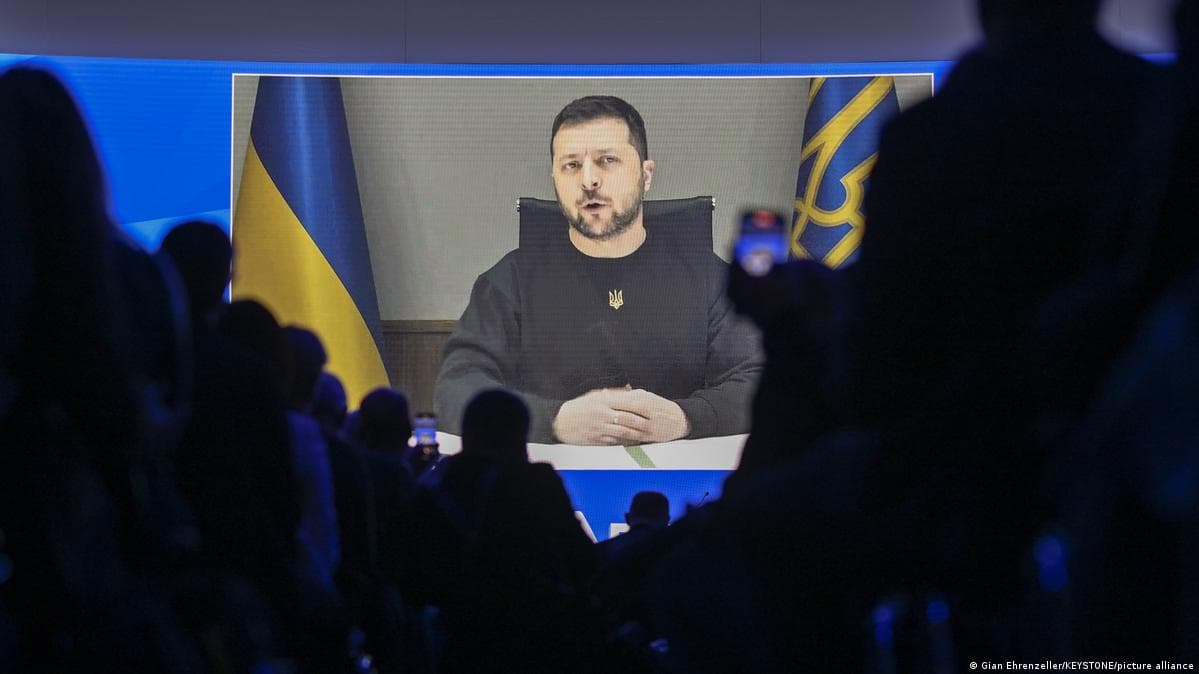 «Putin tirikmi va kim qaror qabul qilyapti, tuşunmayapman» - Zelenskiy