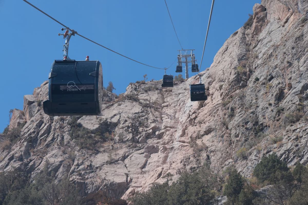 «Zomin» turistik-rekreatsion zonasida osma dor yo‘li ochildi