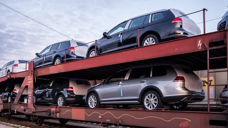 Uzbekistan increases passenger car imports