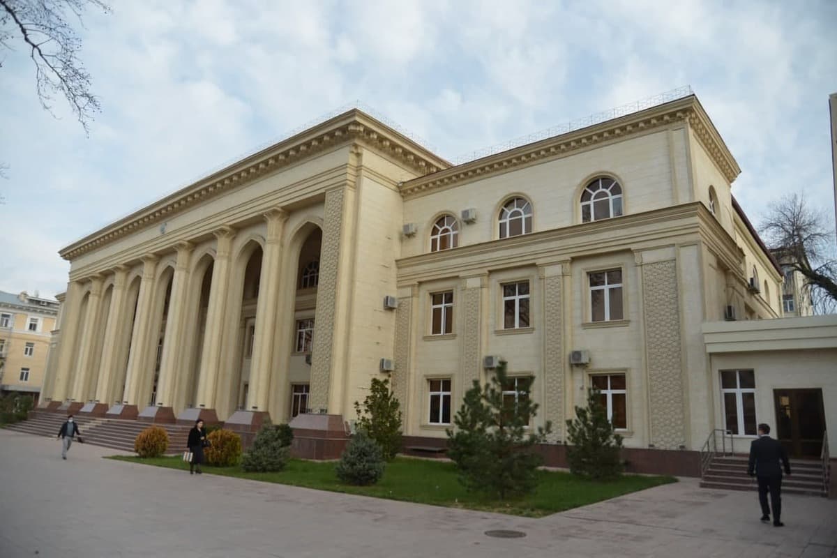 В Минздраве уточнили, почему уволили медиков, которые сообщили о негативных последствиях приема «ДОК-1 МАКС»