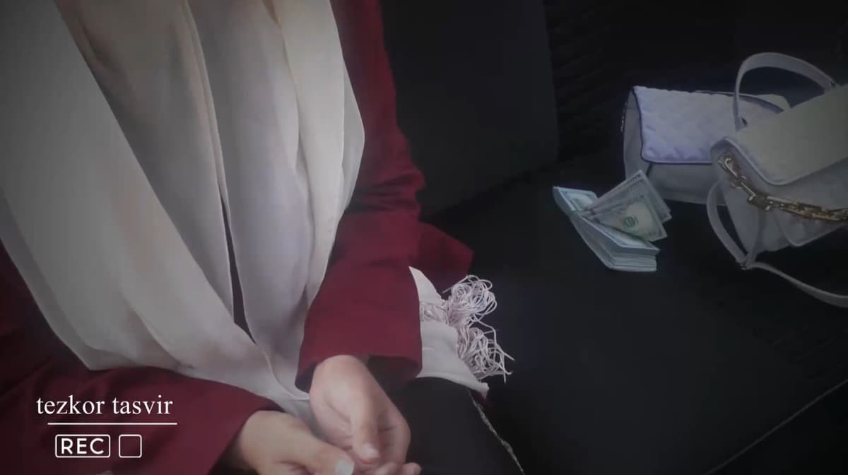 Farğonada farzandini 10 ming dollarga sotayotgan ayol qölga olindi