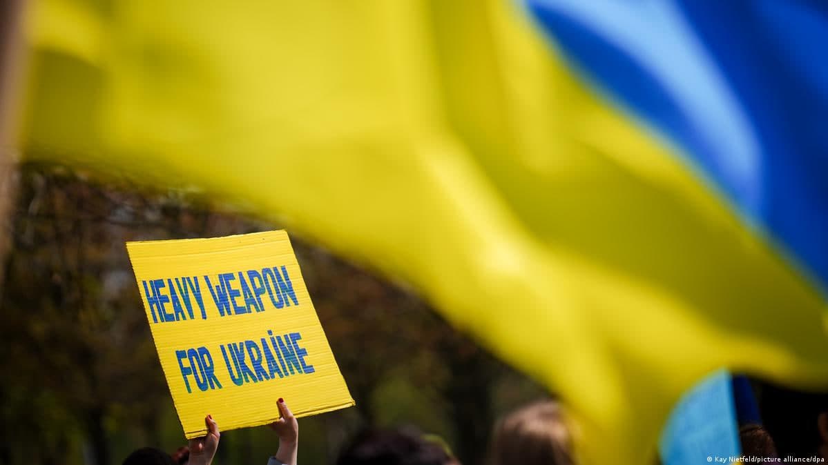Boltiqböyi davlatlari Ukrainaga qurol yetkazib berişni tezlaştirişga çaqirdi