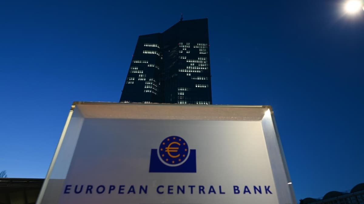 YeMB bazaviy stavkani 0,50 foiz punktga oshirdi
