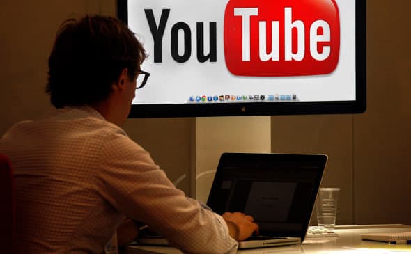 YouTube shaxsiy radiostansiya yaratish imkonini beradi