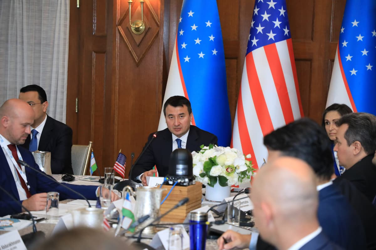 O‘zbekiston-Amerika biznes-forumida 10 dan ortiq hujjat imzolandi