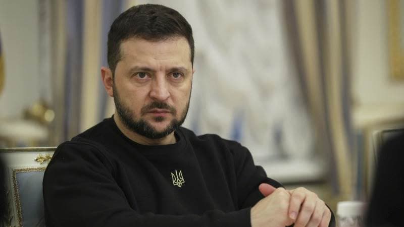 Zelenskiy: Putin Rojdestvodan niqob sifatida foydalanmoqçi