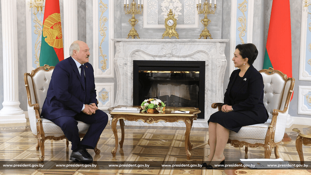 Tanzila Norboyeva Minskda Aleksandr Lukashenko bilan uchrashdi