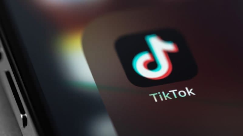 Yevrokomissiya xodimlarga TikTok’dan foydalanishni taqiqladi