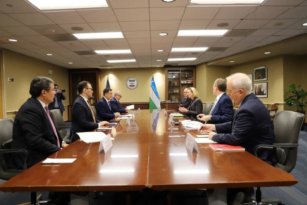 Глава МИД Узбекистана провел встречу с администратором USAID