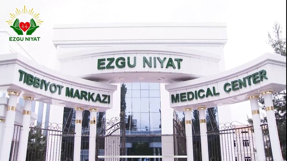 Тошкентдаги “EZGU NIYAT” кўп тармоқли тиббиёт марказида ноёб жарроҳлик амалиёти бажарилди