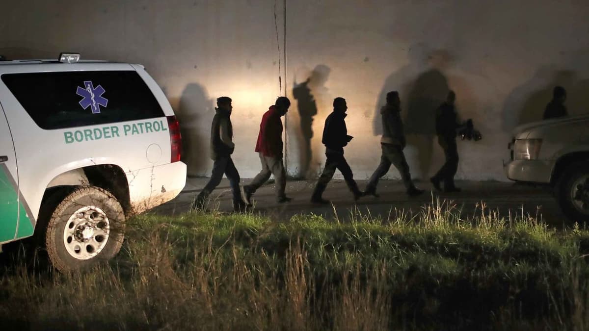 Ikki yilda AQShga noqonuniy kirishga uringan 13 mingdan ortiq O‘zbekiston fuqarosi qo‘lga olindi