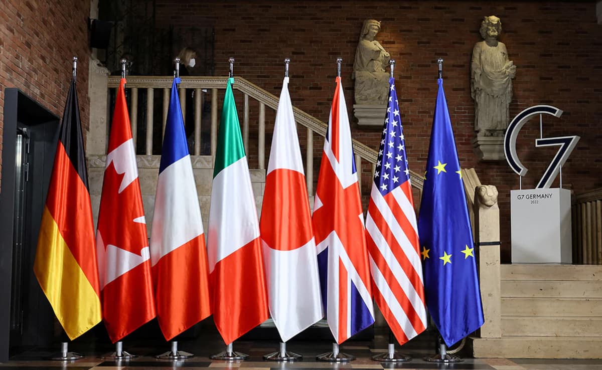 AQSh G7 sammitida Rossiyaga qarshi yangi sanksiyalarni e’lon qiladi