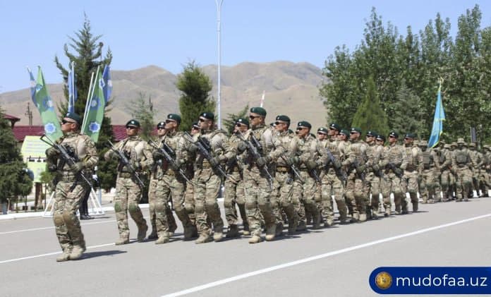 Military servicemen of Uzbekistan and Kazakhstan conduct joint exercises