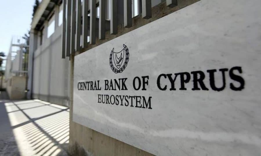 Kipr hukumati banklardan Rossiyaga qarşi sanksiyalarga rioya etişni talab qildi