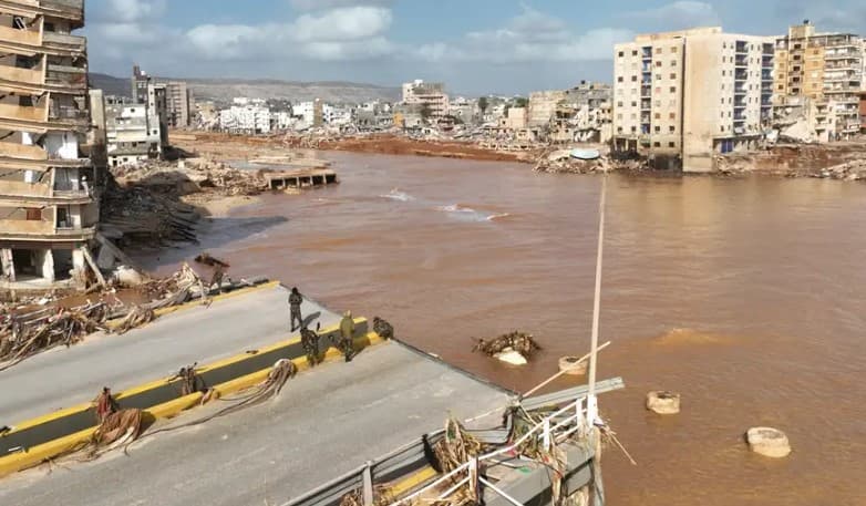 Liviyada dahshatli suv toshqini ortidan 8 nafar mulozim hibsga olindi