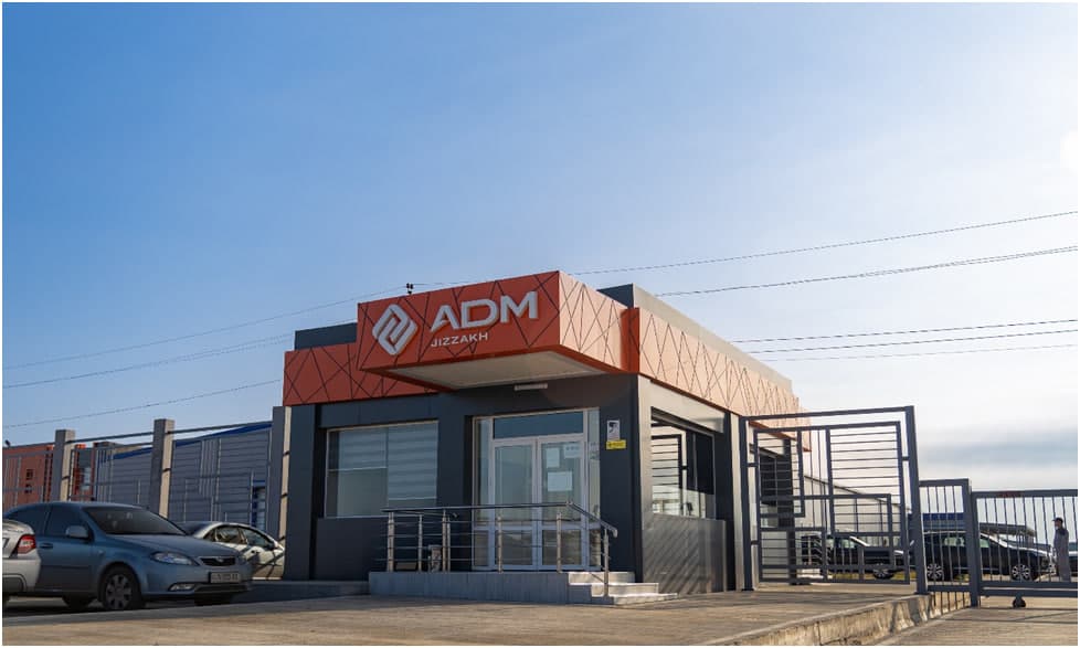 ADM Jizzakh O‘zbekistonda Chery gibrid avtomobillari va elektromobillarini ishlab chiqarish boshlanganini e’lon qiladi