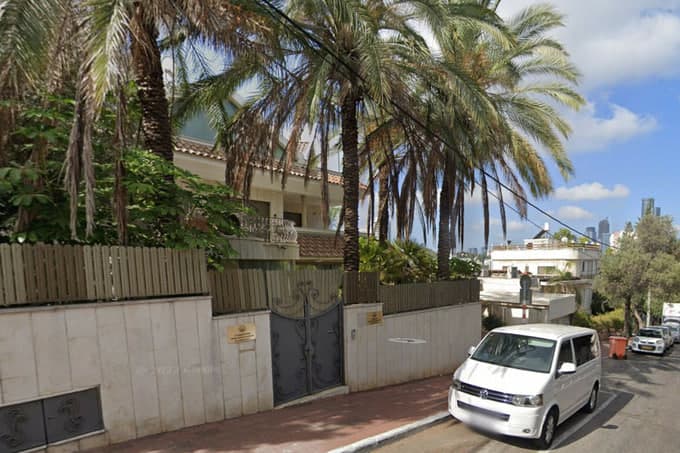 Uzbekistan’s embassy in Tel Aviv issues warning to Uzbeks in Israel