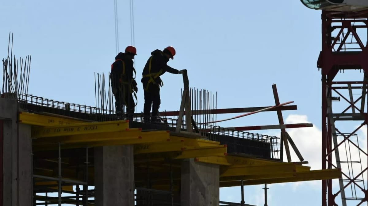 Russia suspends a project to attract builders from Uzbekistan