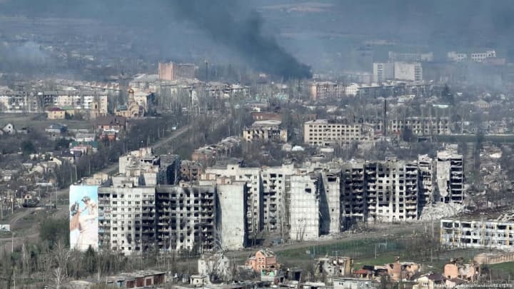 Oq uy: Rossiyaning Baxmutdagi operatsiyasi muvaffaqiyatsizlikka uçradi