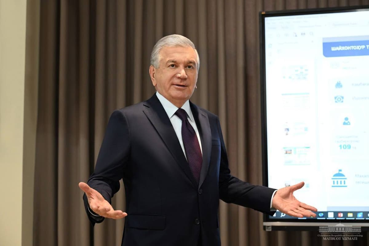 Shavkat Mirziyoyev gets acquainted with measures to reduce poverty in Shaykhantakhur district